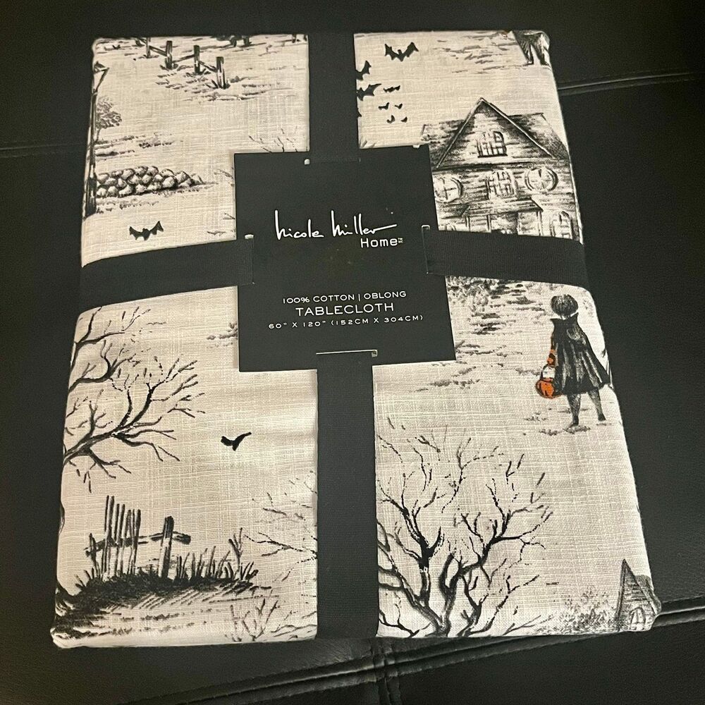 Nicole Miller Halloween Spooky Village Haunted Trick or Treaters Tablecloth
